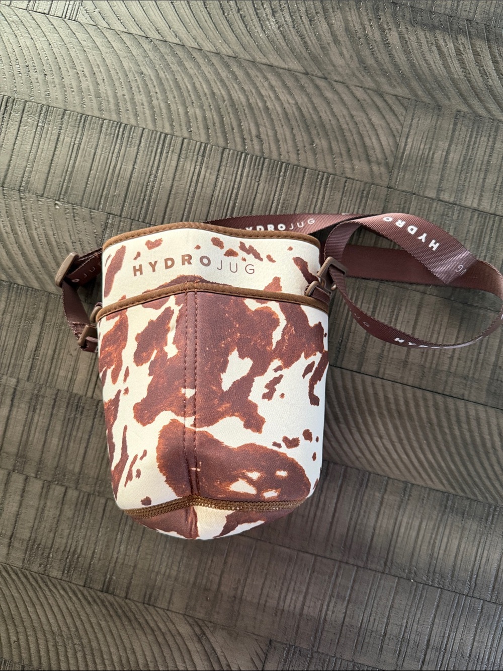 HydroJug Brown & Cream Cowhide-Print Crossbody Bottle Carrier